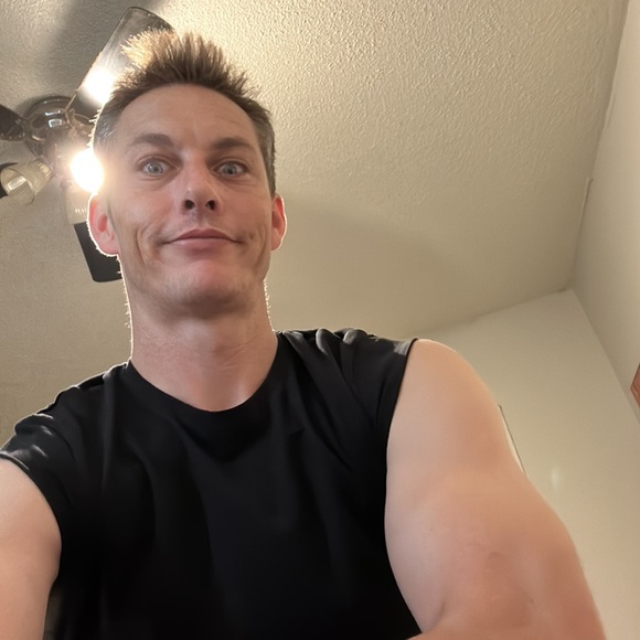 Meet your Posher, Brian - Picture 2 of 2